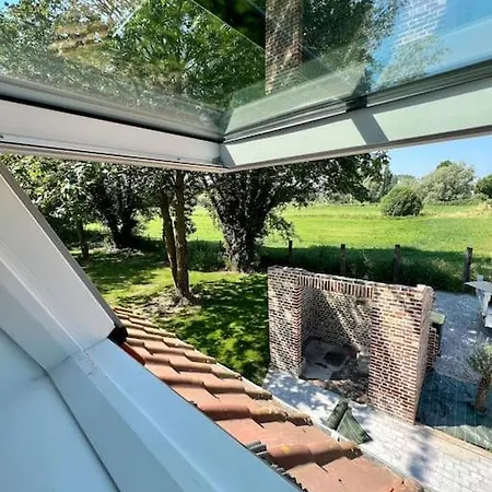 Holiday home Les Volets Bleus